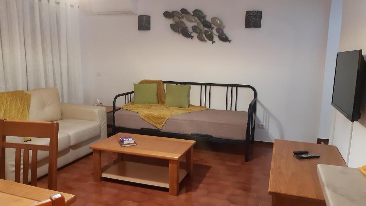 Joanita Beach Apartment Holidays Lagos Exterior photo
